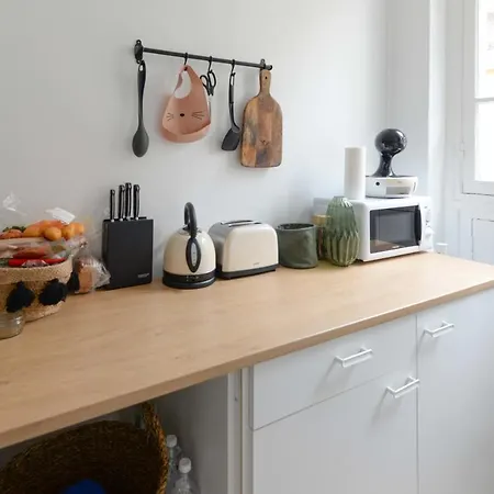 Nice Cosy Apt With Balcony In Alesia פריז