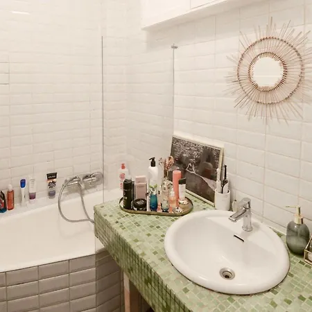 Nice Cosy Apt With Balcony In Alesia